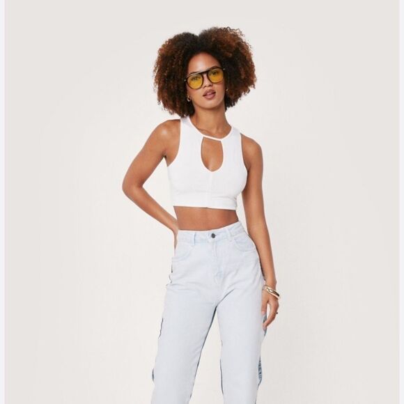 NASTY GAL CREAM CROP TOP - Picture 3 of 13